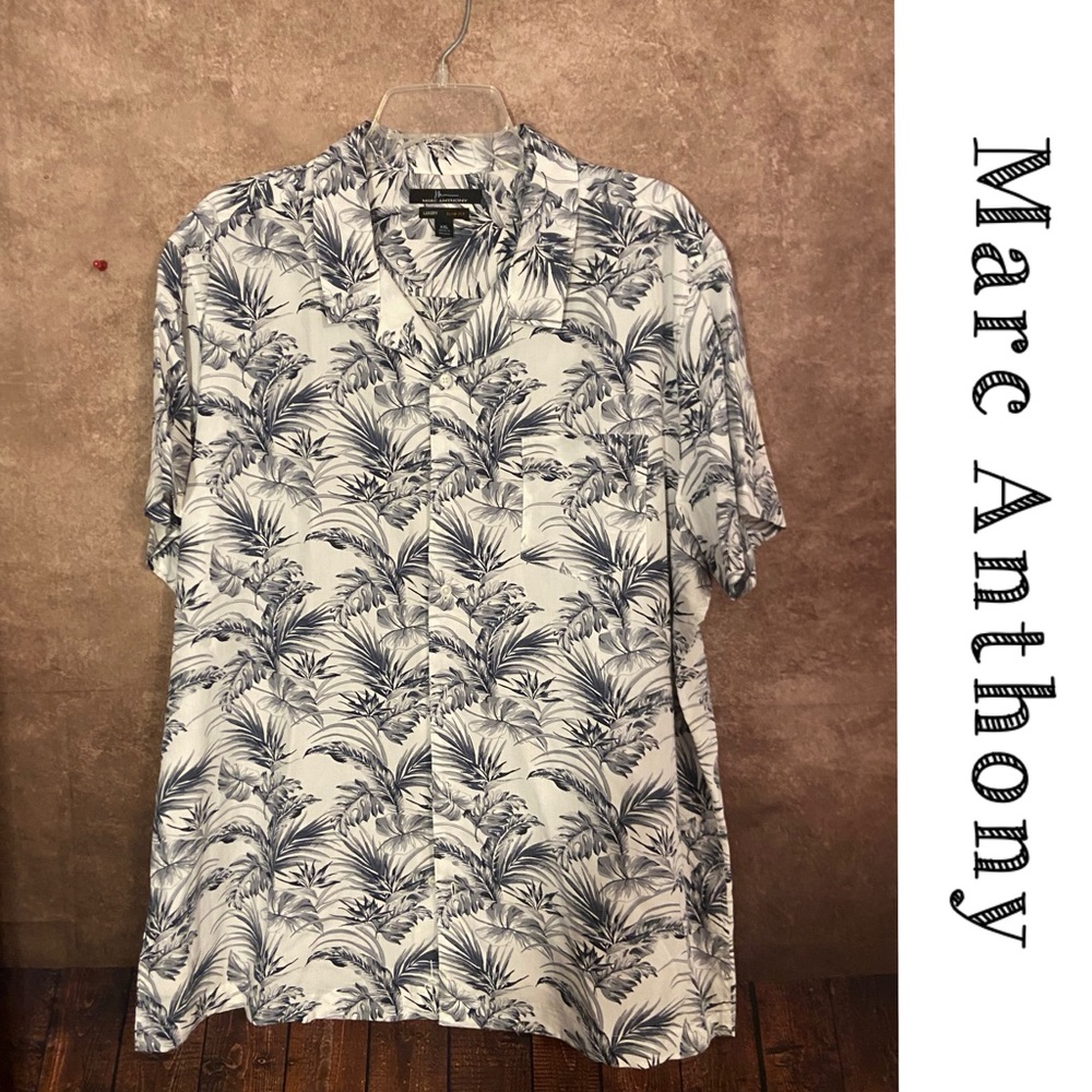 Marc Anthony~Luxury slim fit Hawaiian print top~black/grey/white~EUC
